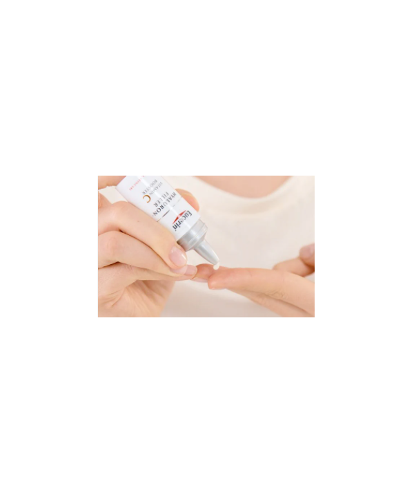 EUCERIN HYALURON-FILLER VITAMINE C BOOSTER 8 ML
