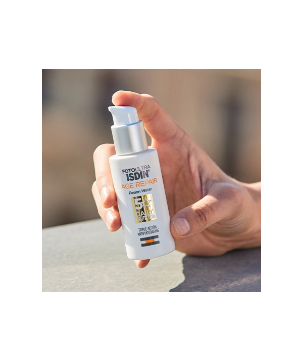 ISDIN Foto Ultra Age Repair Fusion Water SPF50+ 50ml