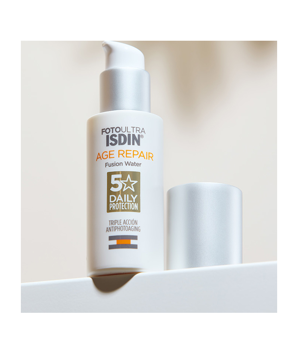 ISDIN Foto Ultra Age Repair Fusion Water SPF50+ 50ml