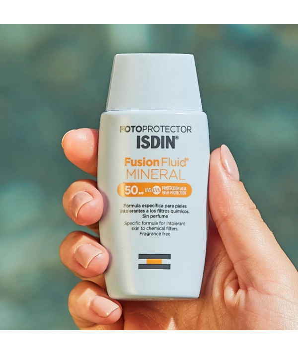 ISDIN Fotoprotector Fusion Fluid MINERAL SPF50+ ISDIN Fotoprotector Fusion Fluid MINERAL SPF50+